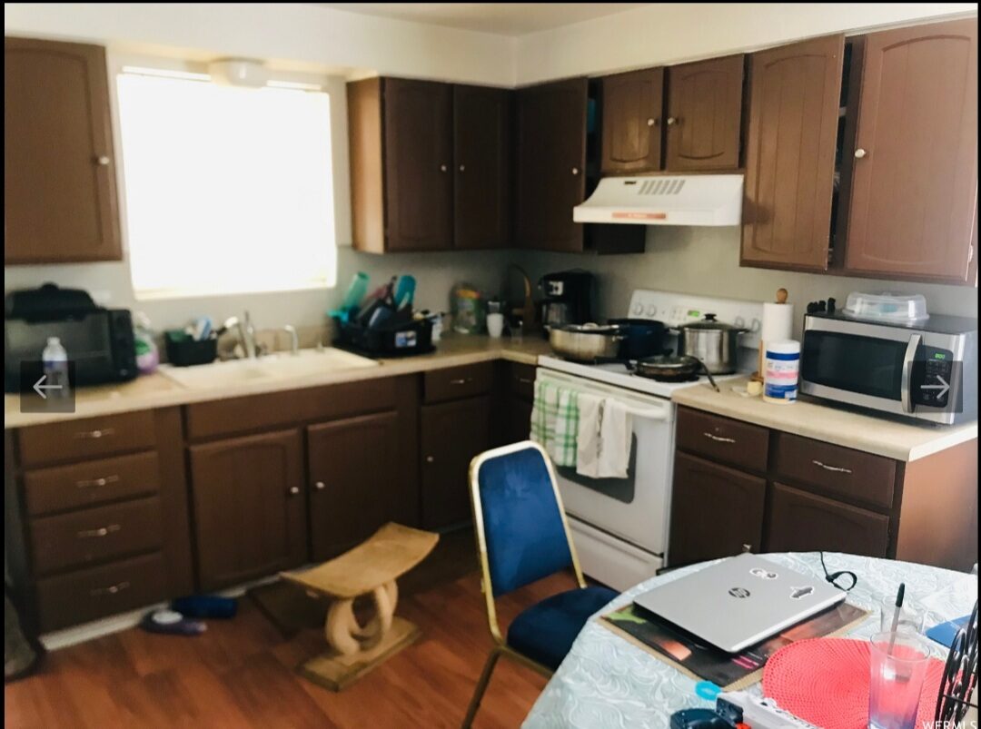 Upstairs kitchen before